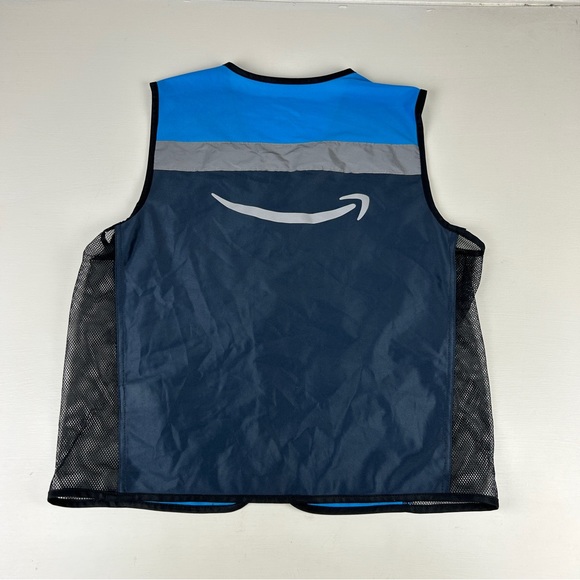 Amazon driver delivery vest Luly Yang M/L reflective - Picture 2 of 5
